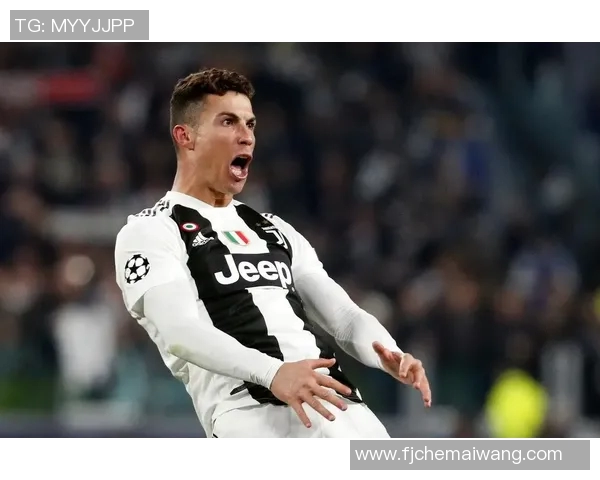 黑色球星壁纸精选足球主题个性化设计彰显运动魅力